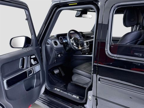 Used 2021 Mercedes-Benz G 550 image 12