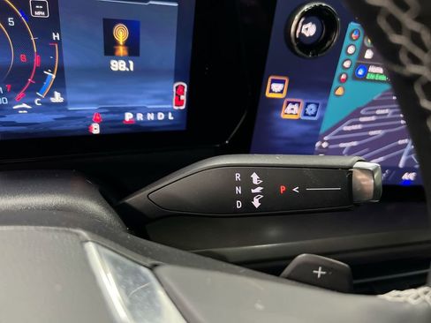 Certified 2026 Chevrolet Traverse LT w/ Driver Confidence Package image 18