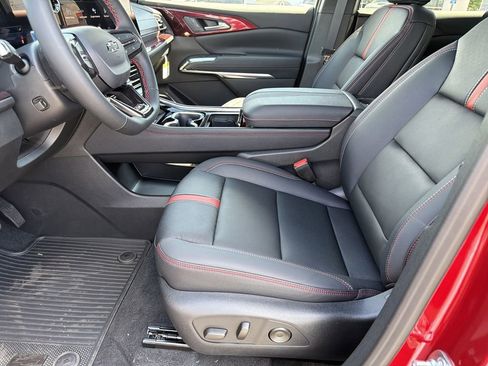 New 2026 Chevrolet Traverse RS image 16