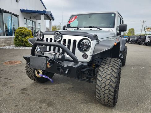 Used 2011 Jeep Wrangler Unlimited Sport AWD/4WD image 4