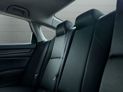 Used 2022 Honda Accord LX image 28