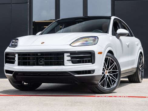 New 2026 Porsche Cayenne Coupe AWD/4WD image 1