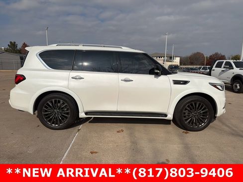 Used 2024 INFINITI QX80 Premium Select w/ Cargo Package image 4