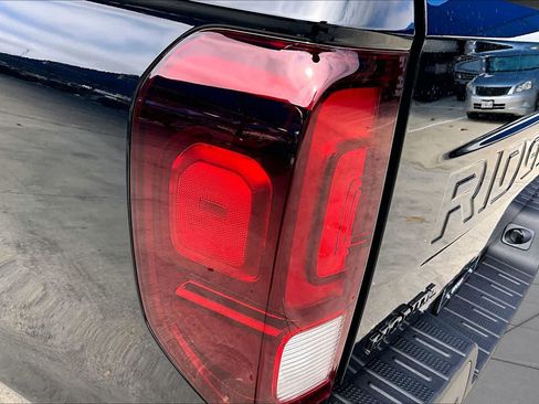 New 2026 Honda Ridgeline Black Edition image 14