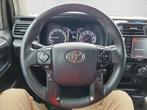 Used 2020 Toyota 4Runner TRD Off-Road image 18
