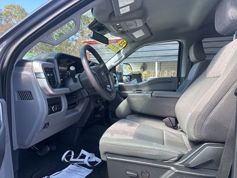 Used 2023 Ford F250 XLT image 9
