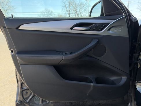 Used 2021 BMW X4 xDrive30i w/ Premium Package image 14