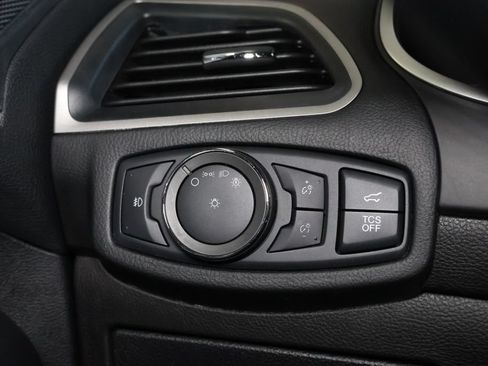 Used 2021 Ford Edge SEL w/ Convenience Package AWD/4WD image 25
