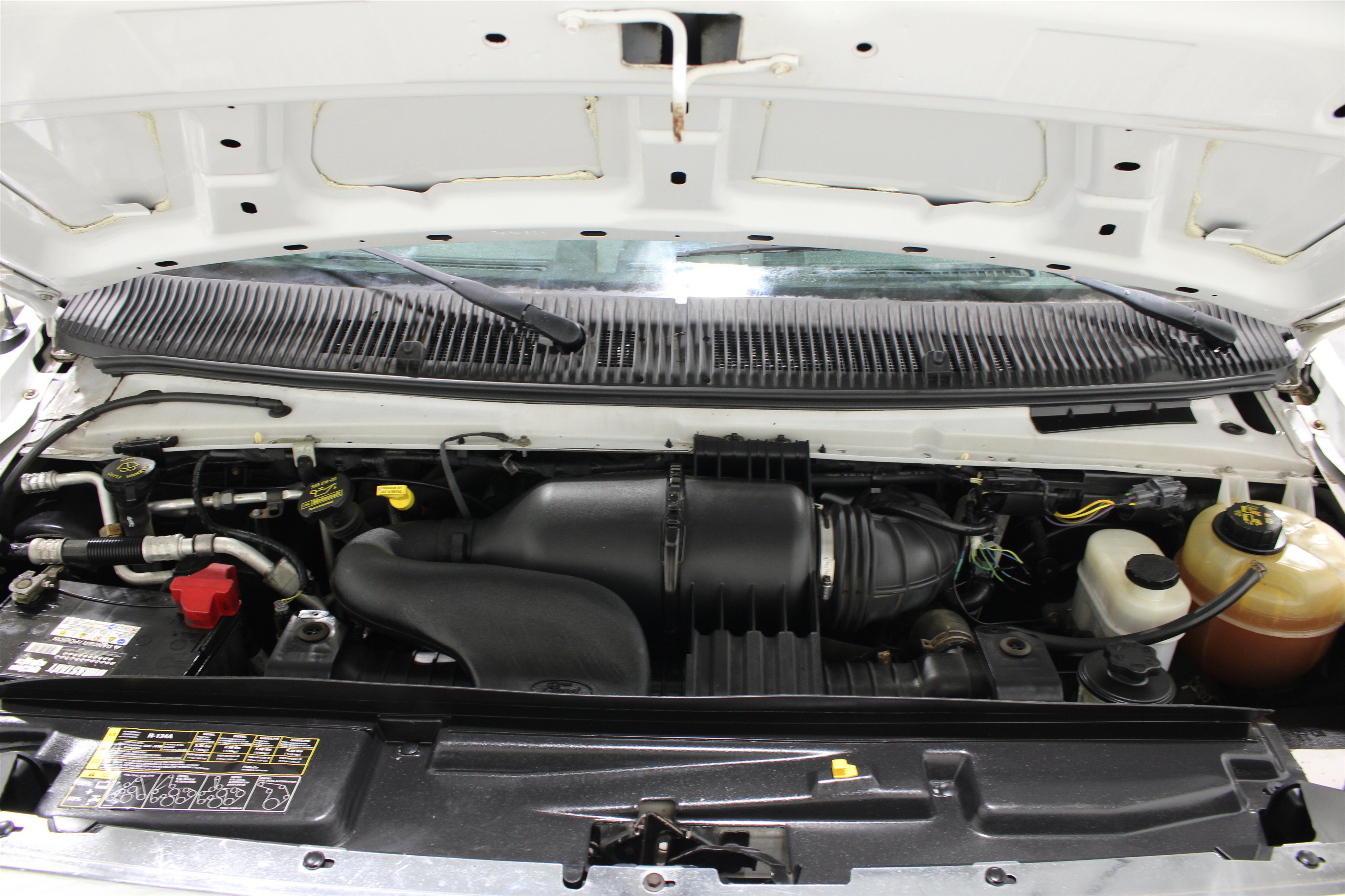 Used 2012 Ford E-350 and Econoline 350 Super Duty w/ PWR Locks & Windows Group RWD image 28