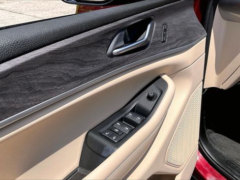 Certified 2023 Jeep Grand Cherokee Limited AWD/4WD image 31