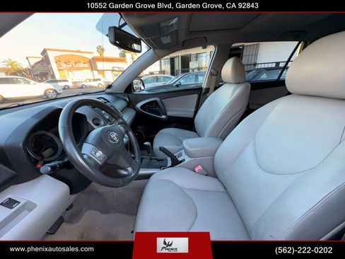 Used 2008 Toyota RAV4 Limited image 21