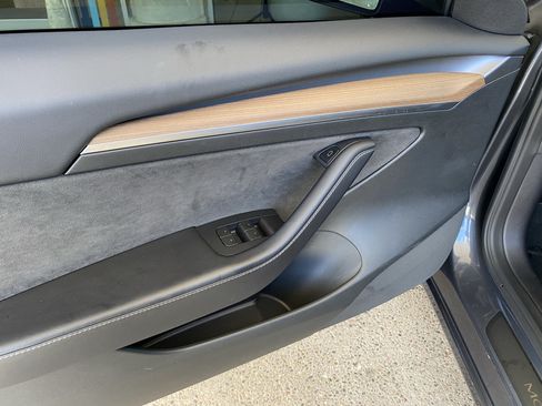 Used 2023 Tesla Model 3 Standard Range RWD image 12