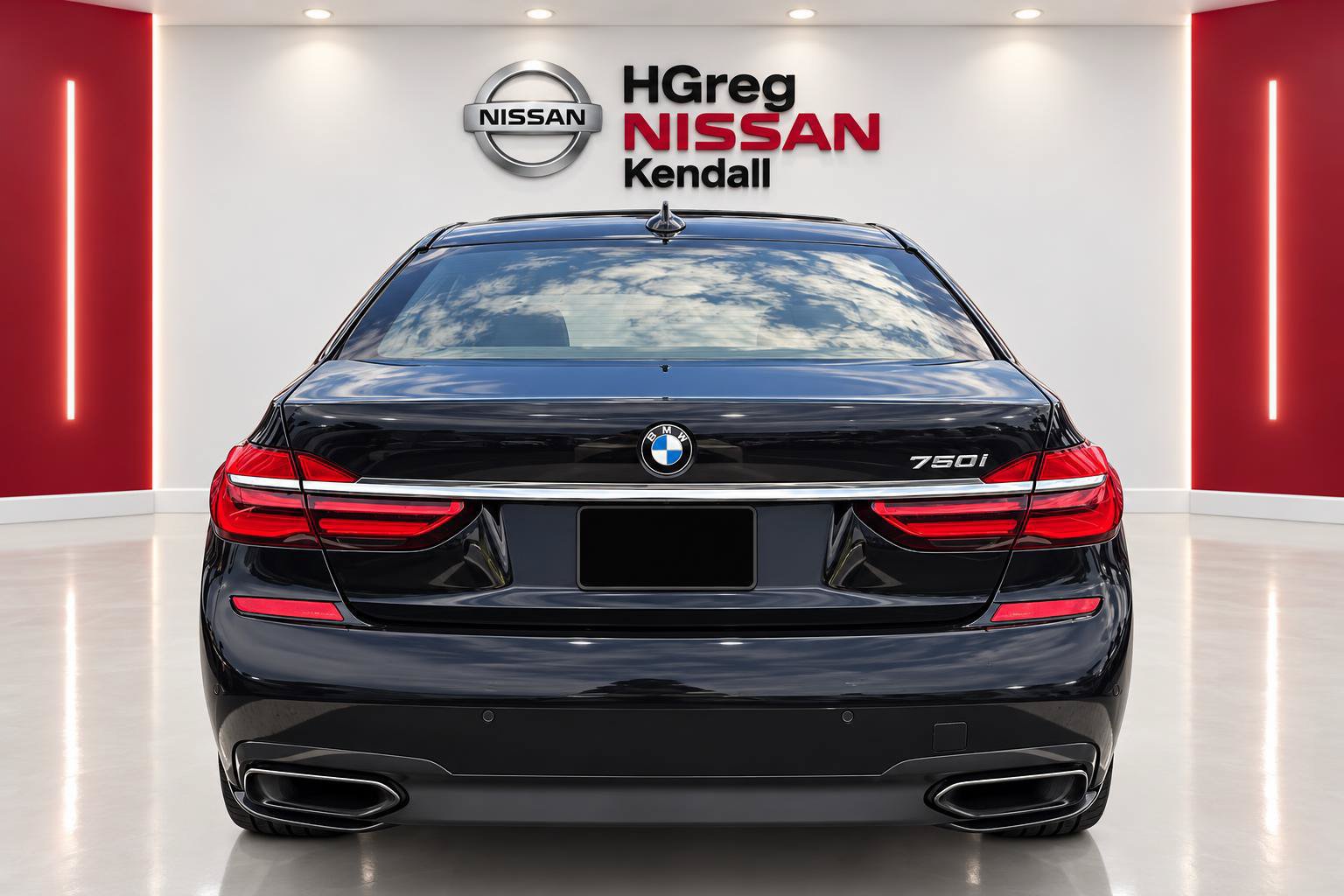 Used 2017 BMW 750i RWD image 3