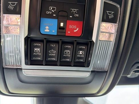 Used 2025 RAM 1500 Big Horn AWD/4WD image 22