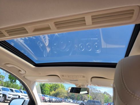 Used 2020 Mercedes-Benz C 300 C 300 image 35