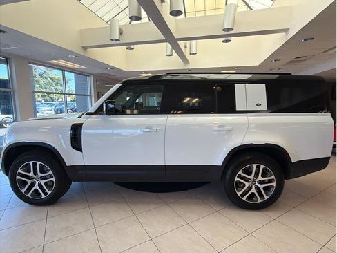 Used 2023 Land Rover Defender 130 SE AWD/4WD image 8