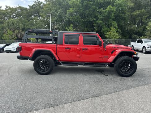 Used 2021 Jeep Gladiator Rubicon w/ Cold Weather Group image 11