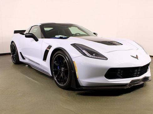 Used 2018 Chevrolet Corvette Z06 w/ Carbon 65 Edition image 9