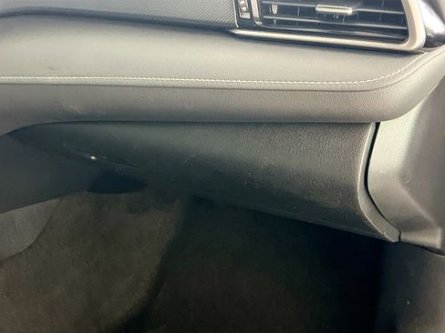 Used 2022 Toyota Camry SE image 27