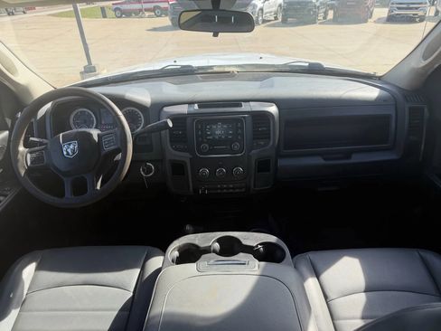 Used 2018 RAM 3500 Tradesman w/ Chrome Appearance Group image 19