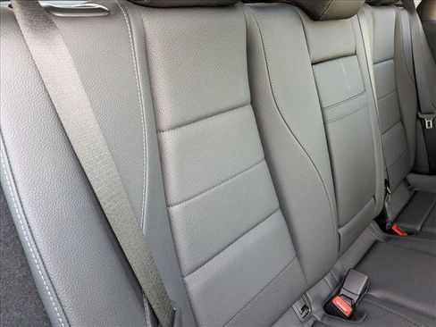 Used 2025 Mercedes-Benz GLE 350 4MATIC image 20