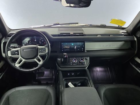 Used 2022 Land Rover Defender 110 X-Dynamic SE AWD/4WD image 13