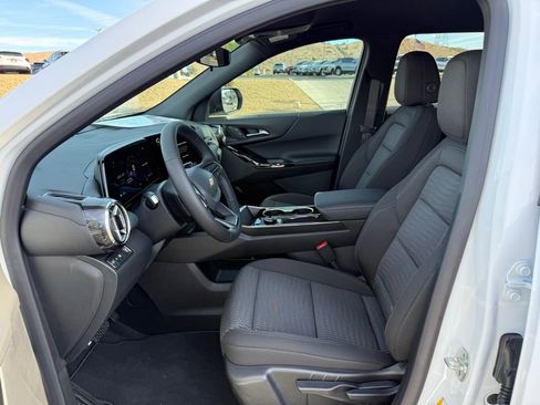 New 2026 Chevrolet Equinox LT image 10