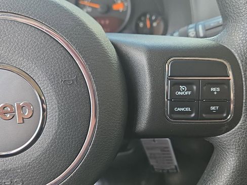 Used 2016 Jeep Compass Sport w/ Power Value Group FWD image 14