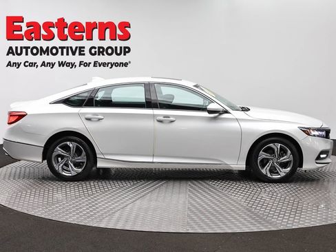 Used 2020 Honda Accord EX image 4