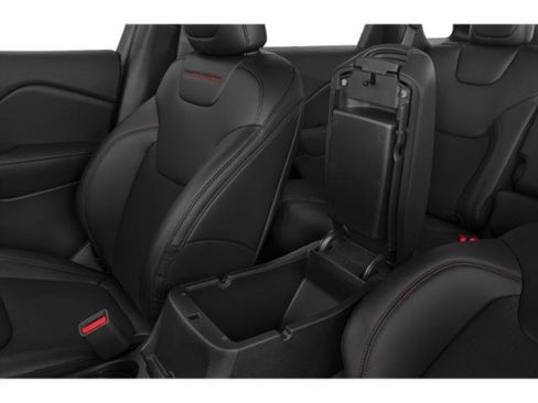 Certified 2019 Jeep Cherokee Trailhawk w/ Comfort/Convenience Group AWD/4WD image 14