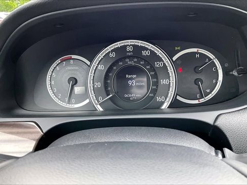 Used 2017 Honda Accord Touring image 26