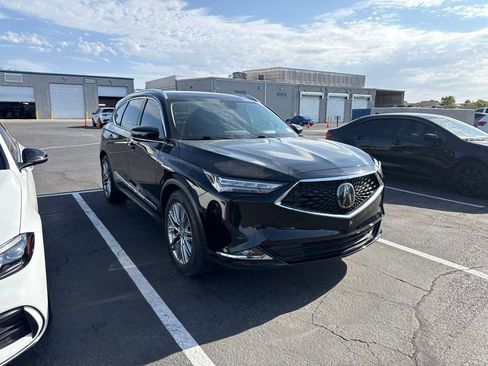 Used 2023 Acura MDX SH-AWD w/ Advance Package image 3