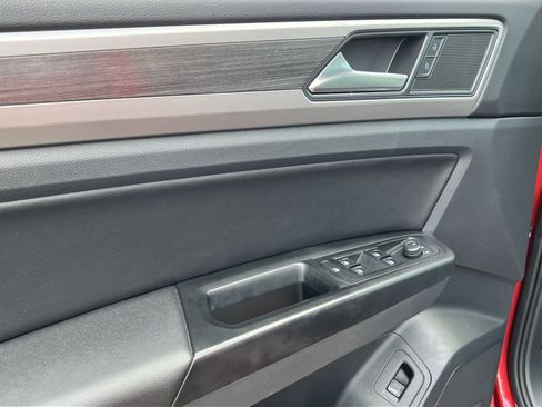 Used 2021 Volkswagen Atlas SEL image 15