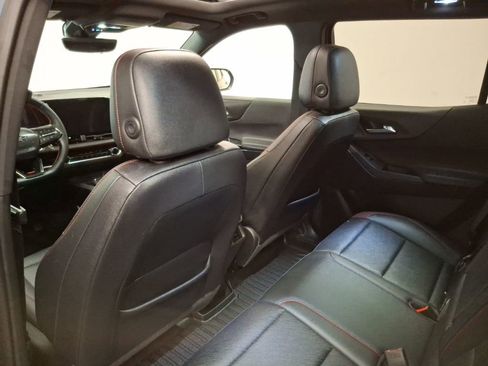 Used 2025 Chevrolet Equinox RS w/ Safety and Technology Package image 13