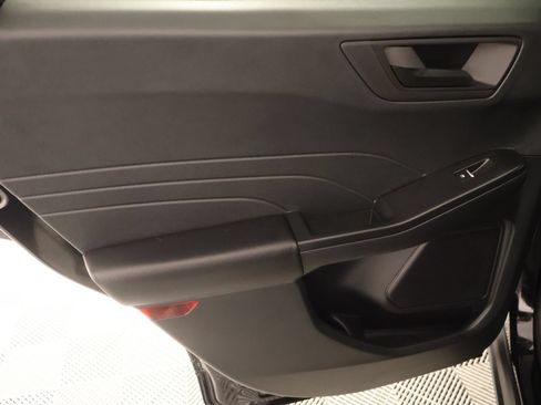 Used 2026 Ford Escape Active w/ Cold Weather Package FWD image 16