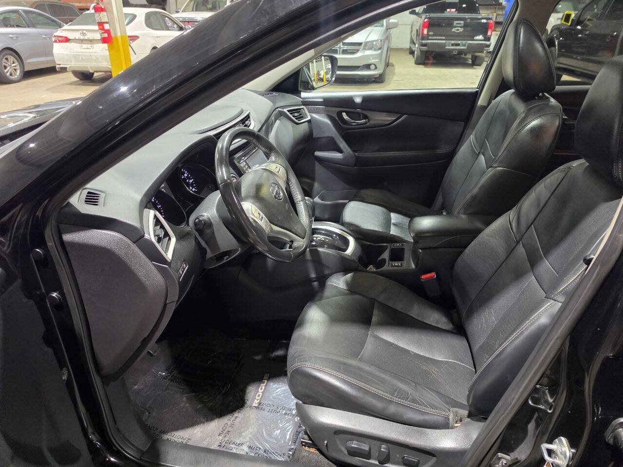Used 2015 Nissan Rogue SL w/ SL Premium Package AWD/4WD image 23