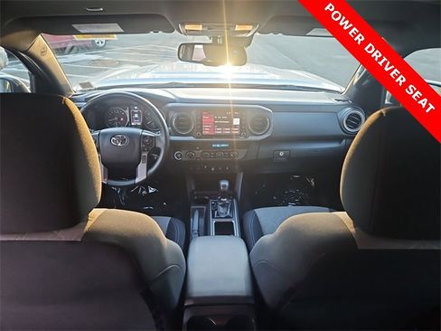 Used 2022 Toyota Tacoma TRD Sport image 20