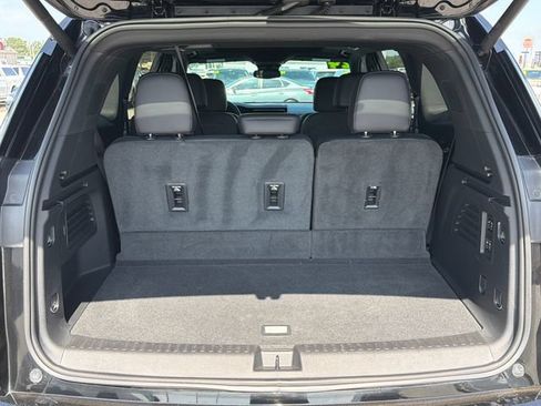 Used 2024 GMC Acadia Denali w/ LPO, Floor Liner Package FWD image 29