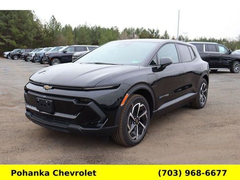 New 2026 Chevrolet Equinox EV LT image 3