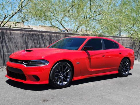 Used 2023 Dodge Charger Scat Pack RWD image 4