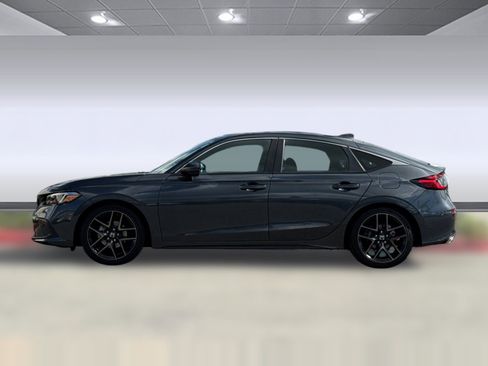 Certified 2024 Honda Civic Sport Touring image 2
