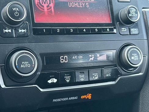 Used 2018 Honda Civic Sport image 27