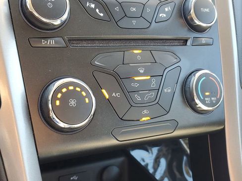 Used 2017 Ford Fusion S image 22