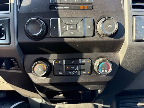 Used 2022 Ford F350 XL w/ Power Equipment Group image 31