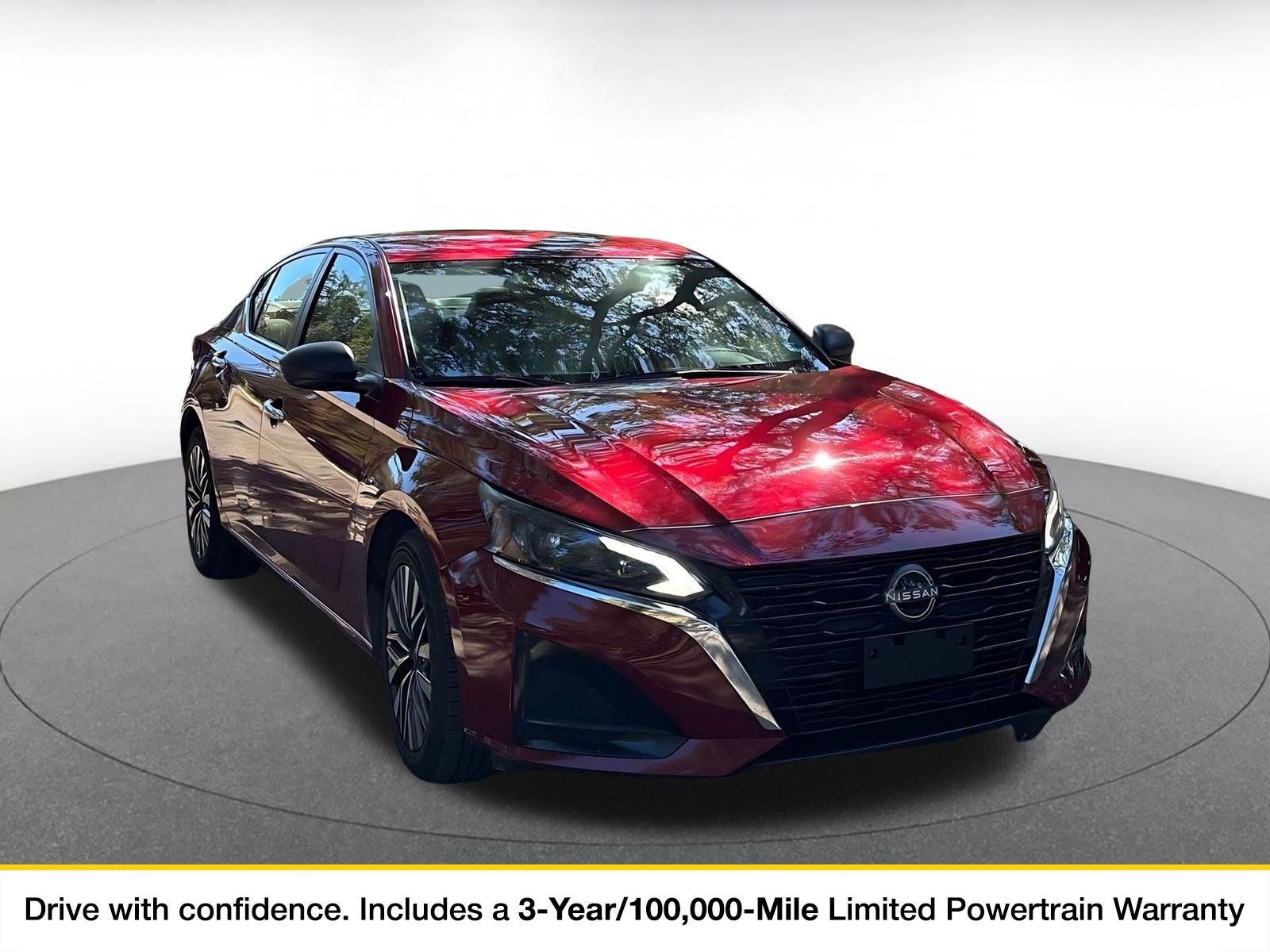 Used 2025 Nissan Altima 2.5 SV FWD image 1