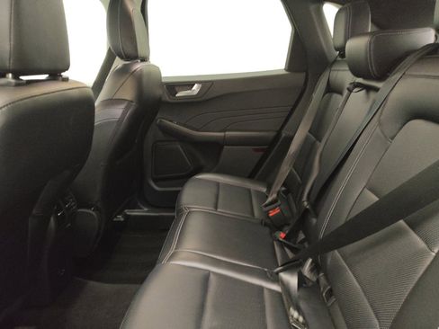 Used 2022 Ford Escape SEL image 18