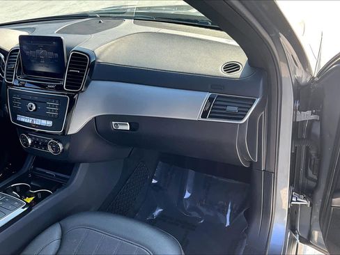 Used 2019 Mercedes-Benz GLE 43 AMG 4MATIC image 19