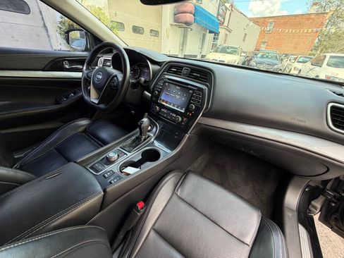Used 2017 Nissan Maxima 3.5 SV FWD image 40