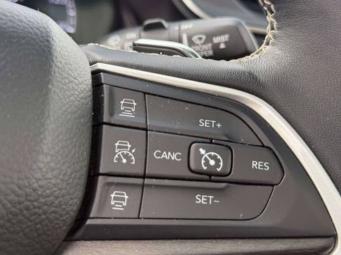 Certified 2022 Jeep Grand Cherokee L Limited AWD/4WD image 25