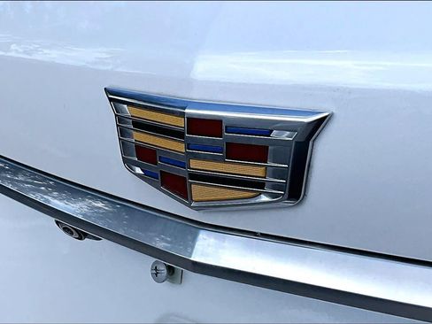 Used 2020 Cadillac XT5 Premium Luxury FWD image 31